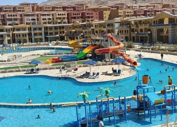 بورتو السخنه الكاربيان العاب مائيه - عائلات فقط Apartment Ain Sukhna